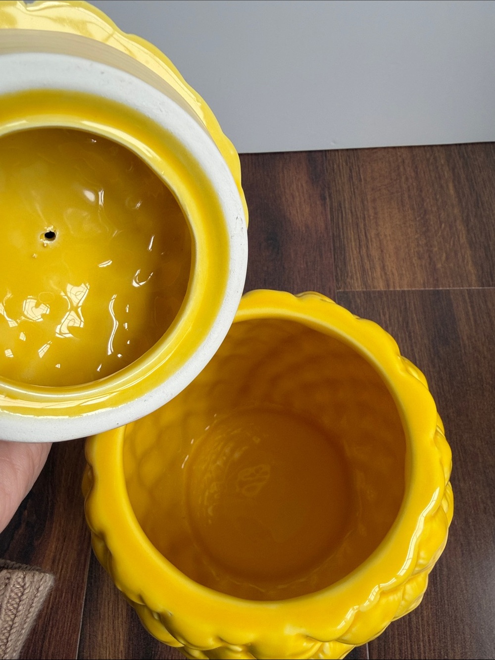 Ceramic 9” Pineapple Candy Jar Yellow Textured Silicone Removable Lid - Picture 5 of 8